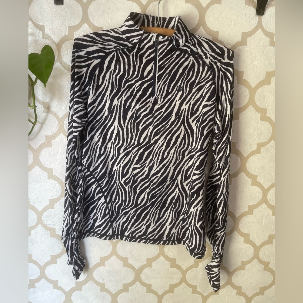 G/FORE Black and White Zebra Print Top